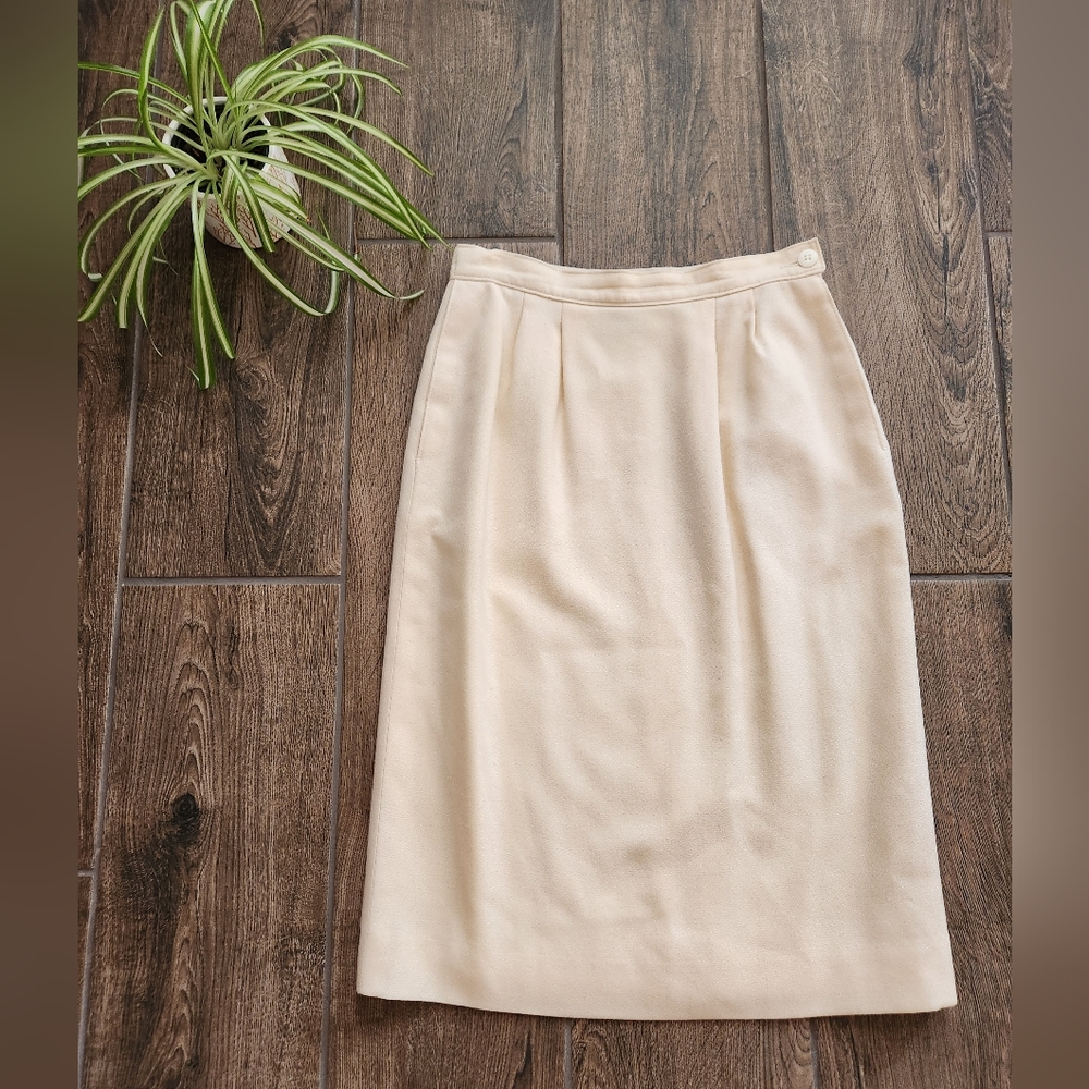 Vintage Pendleton wool pencil skirt with pockets in ivory cream
